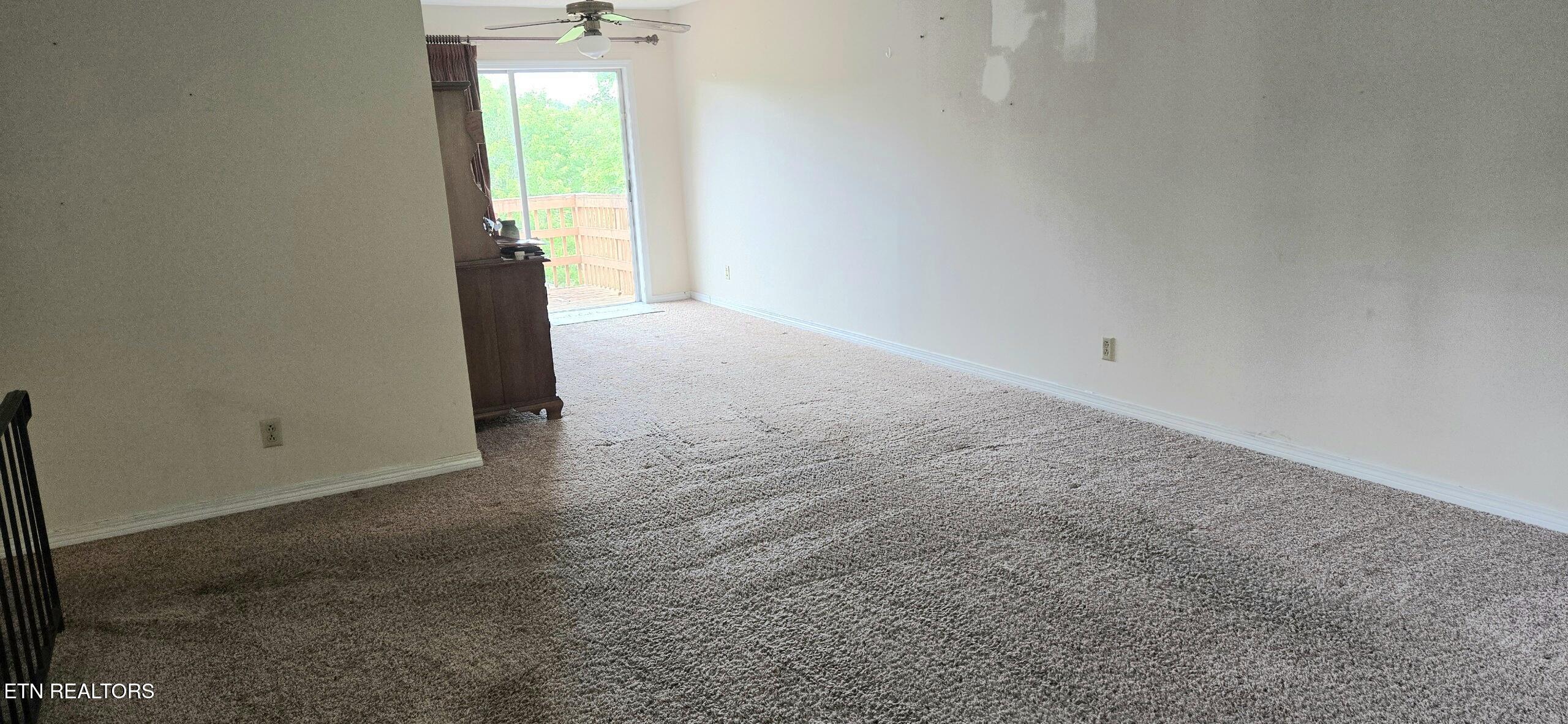 7760 Cranley Road Powell, TN 37849 - Photo 13 of 19 Living room/dining area
