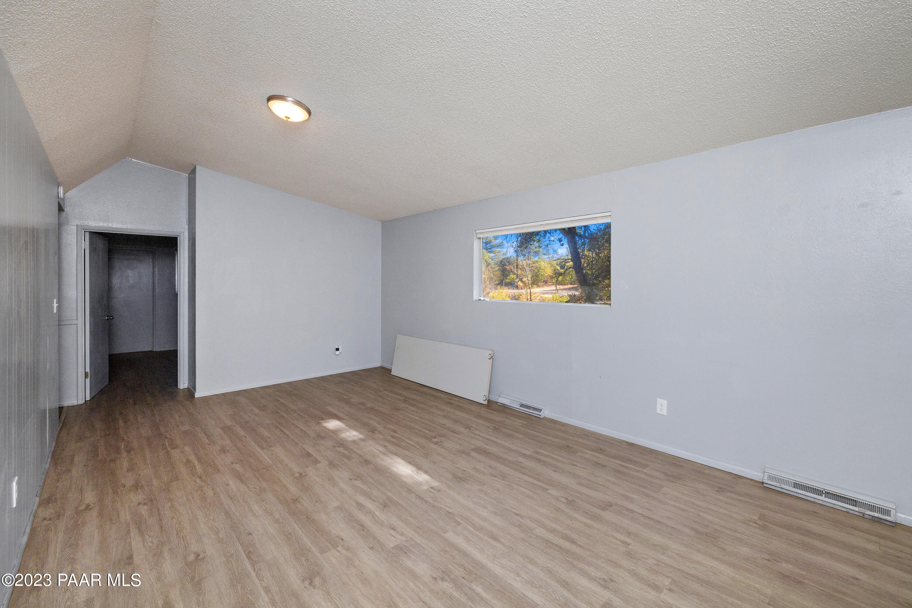 2180 Thumb Butte Road Prescott, AZ 86305 - Photo 6 of 26 006_Living Room