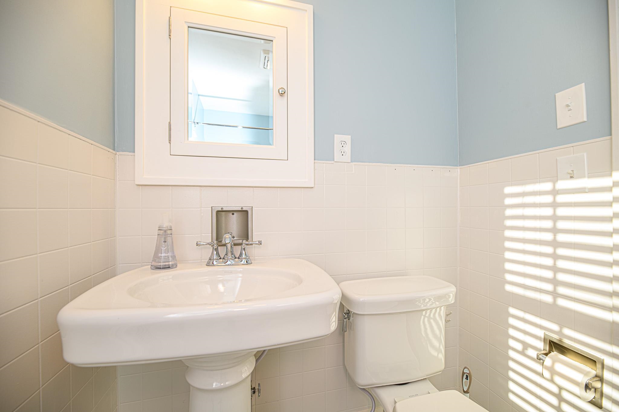 2 Whitley Road Exeter, NH 03833 - Photo 14 of 37