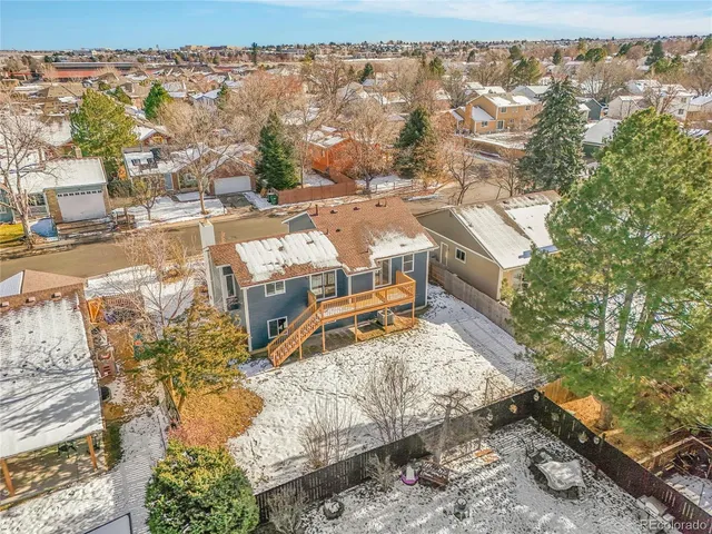 a picture of a bench in a white cabinet
