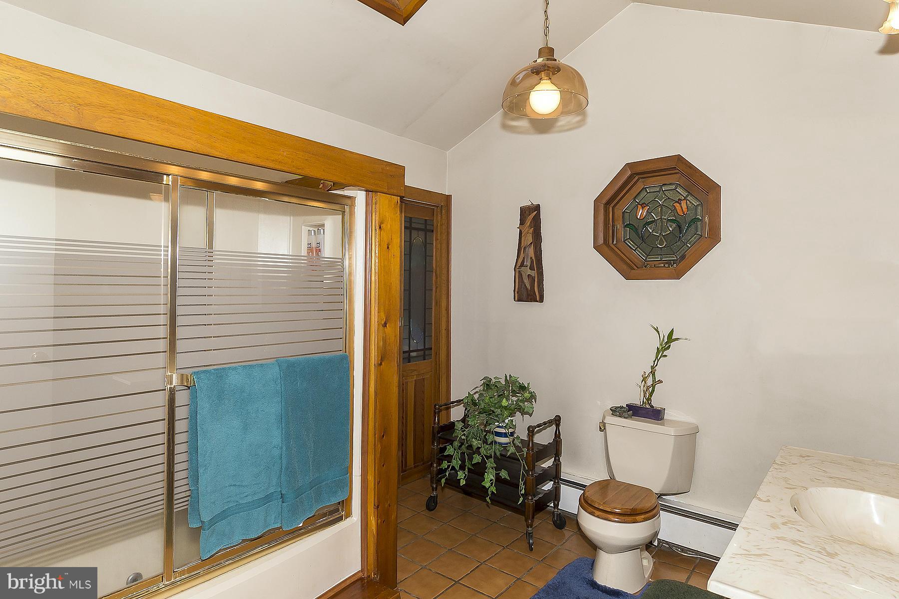 350 Memory Path Annapolis, MD 21401 - Photo 14 of 29 Bath (Master)