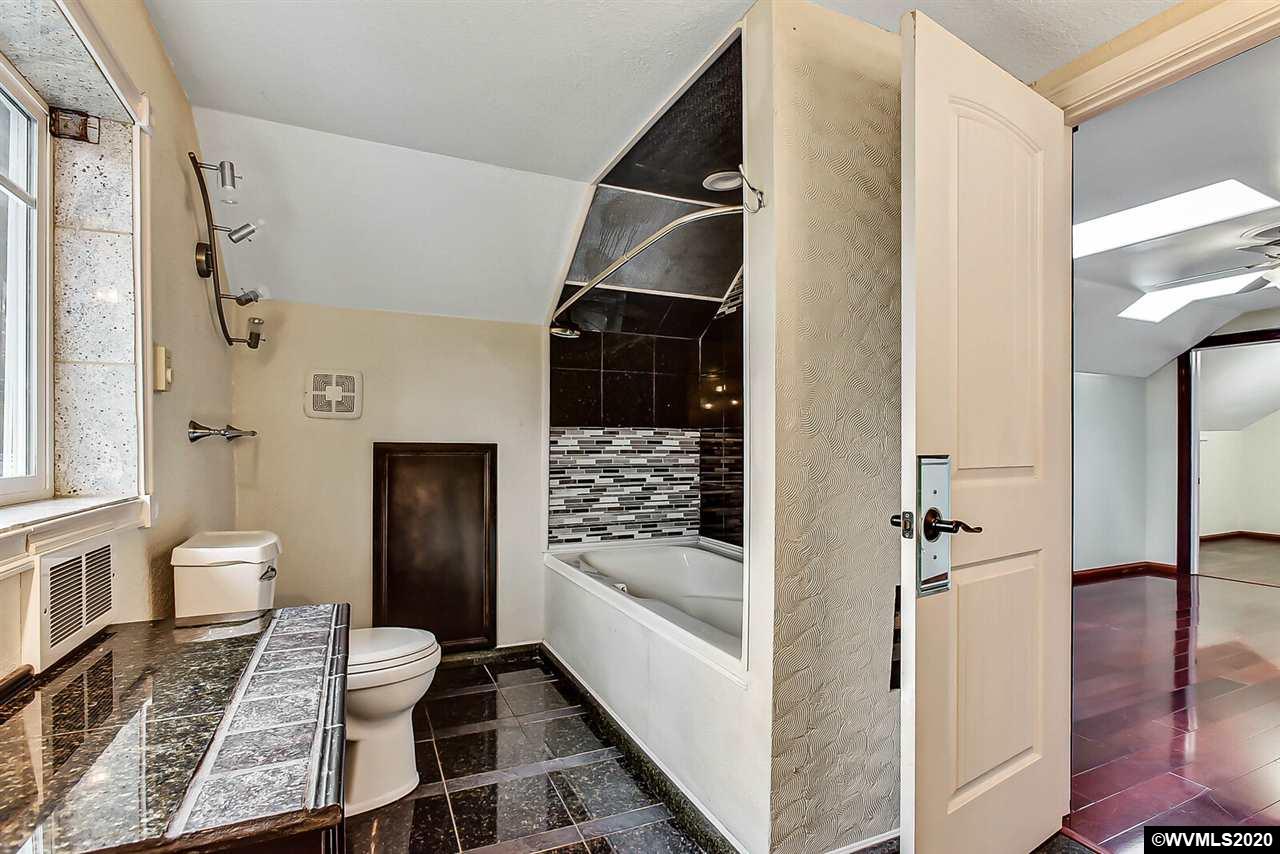 418 Southeast Denver Street Albany, OR 97321 - Photo 26 of 41 Gallery Image 26