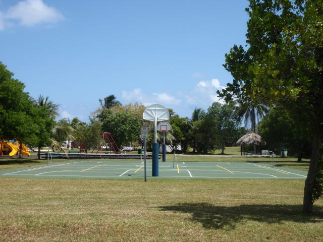 270 9th Street Key Colony Beach, FL 33051 - Photo 32 of 37 a view of a golf course
