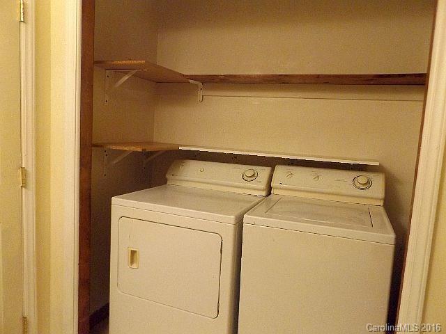 27076 Catamaran Drive Tega Cay, SC 29708 - Photo 15 of 22 a utility room with dryer and washer
