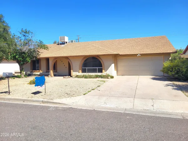 $2,200 | 18243 North 43rd Drive, Glendale, AZ 85308