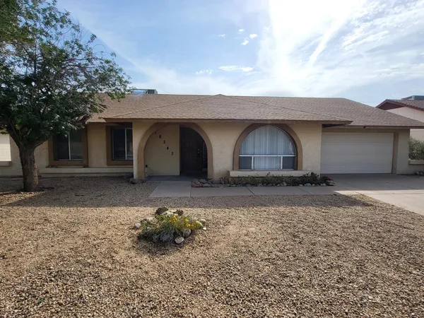 $2,200 | 18243 North 43rd Drive, Glendale, AZ 85308
