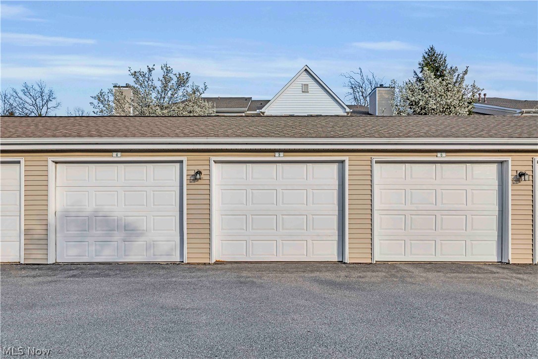 28340 Center Ridge Road, Unit 124 Westlake, OH 44145 - Photo 32 of 37 View of garage