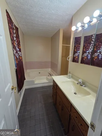 $2,000 | 160 Fox Meadow Drive, Covington, GA 30016