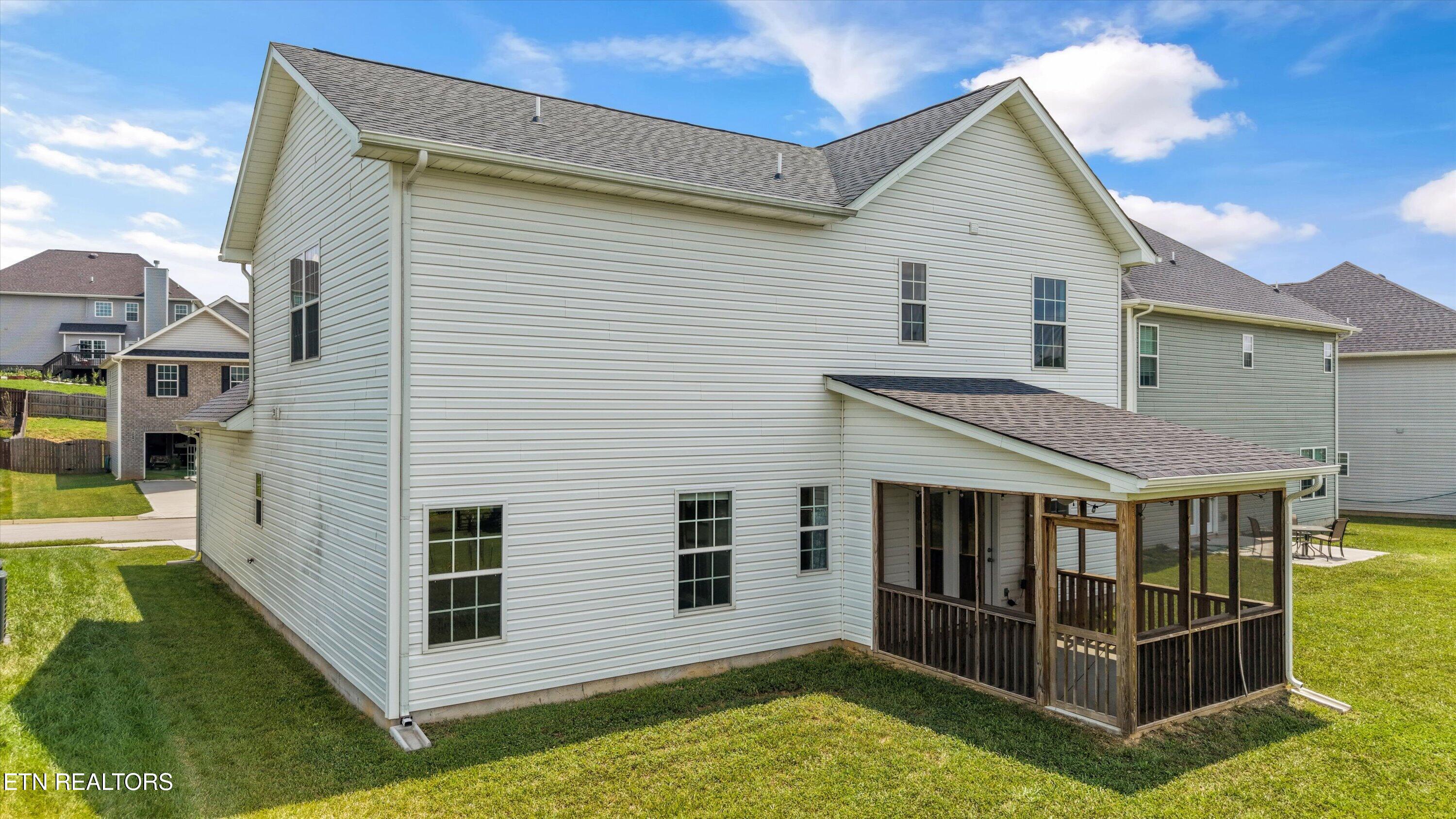 8217 Zenith Lane Powell, TN 37849 - Photo 39 of 44 39-8217 Zenith Ln 38
