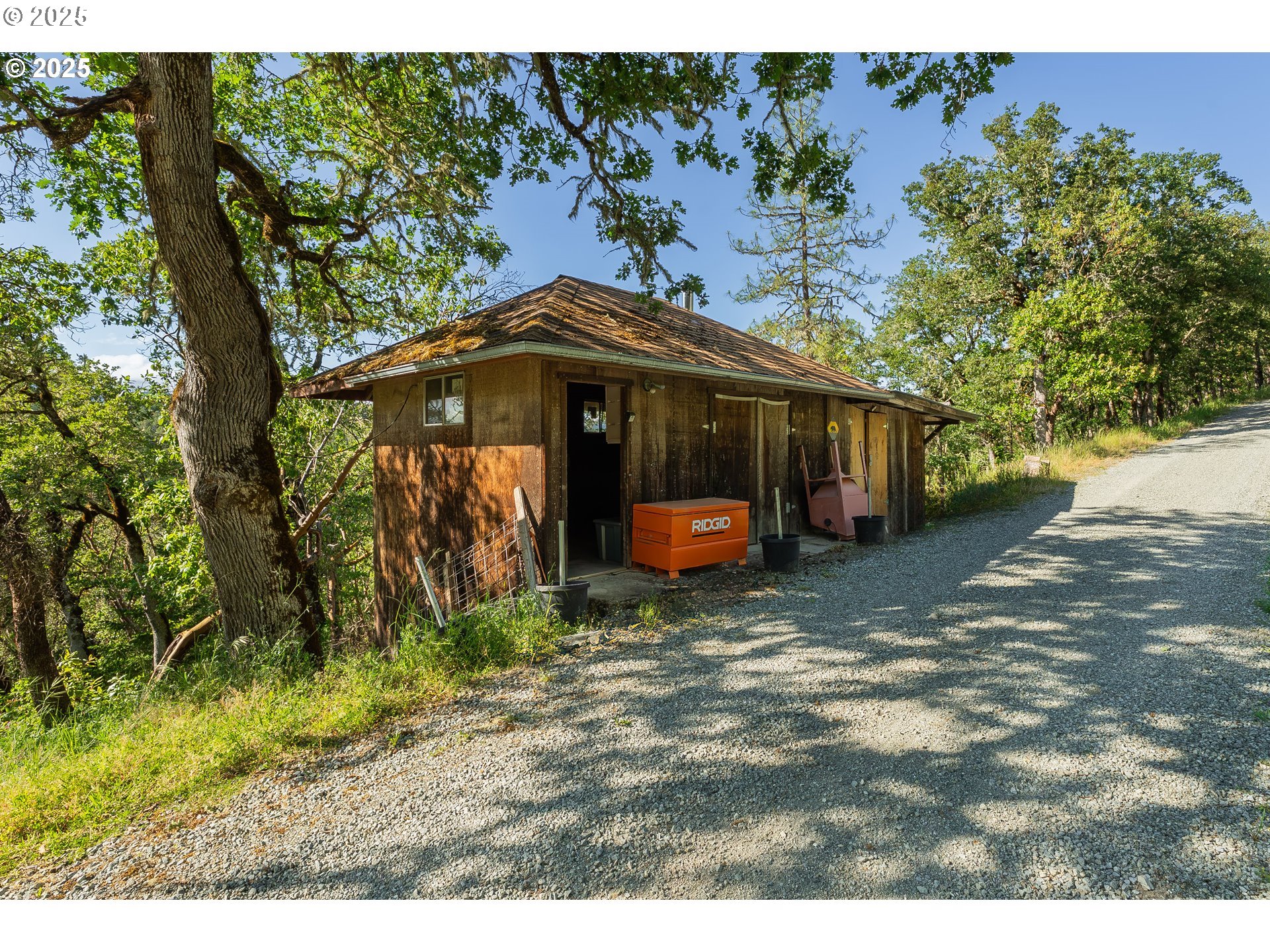 460 Huckleberry Mountain Lane Riddle, OR 97469 - Photo 24 of 34