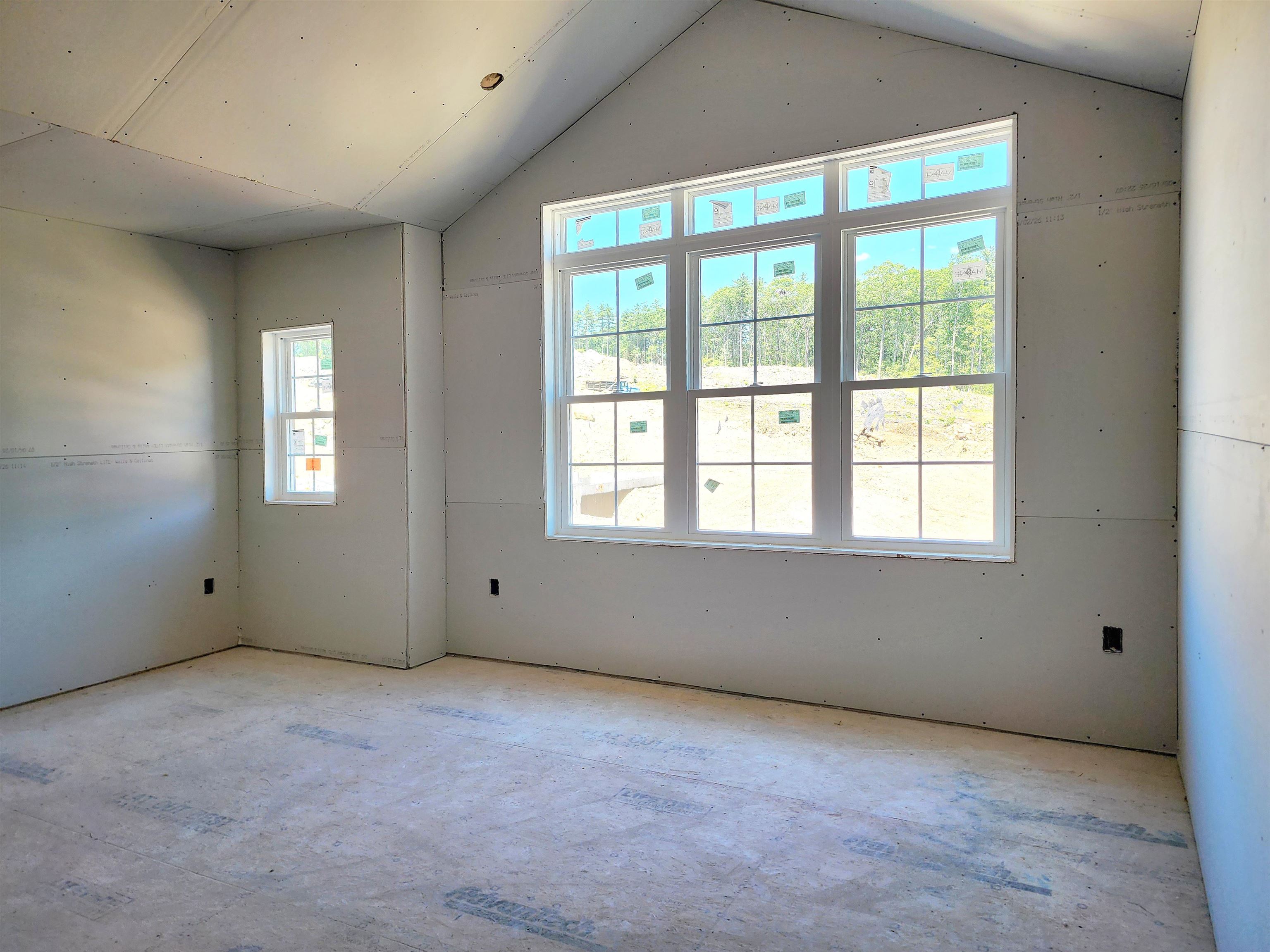 4 Campbell Way Windham, NH 03087 - Photo 17 of 24