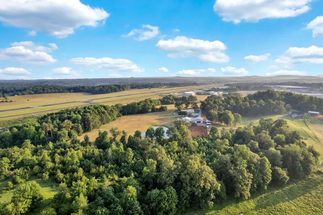 $1,199,000 | 887 Ray Cemetery Road, Sparta, TN 38583