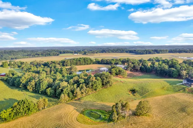 $1,199,000 | 887 Ray Cemetery Road, Sparta, TN 38583