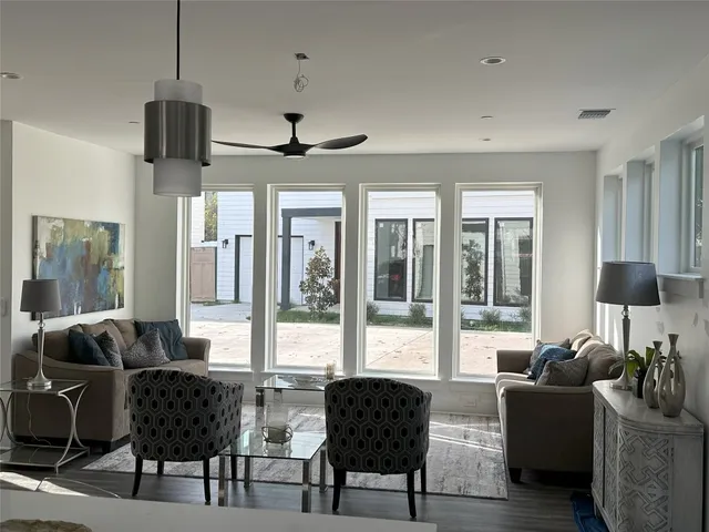 $849,500 | 2111 Prather Lane, Unit 2, Austin, TX 78704