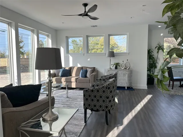 $849,500 | 2111 Prather Lane, Unit 2, Austin, TX 78704