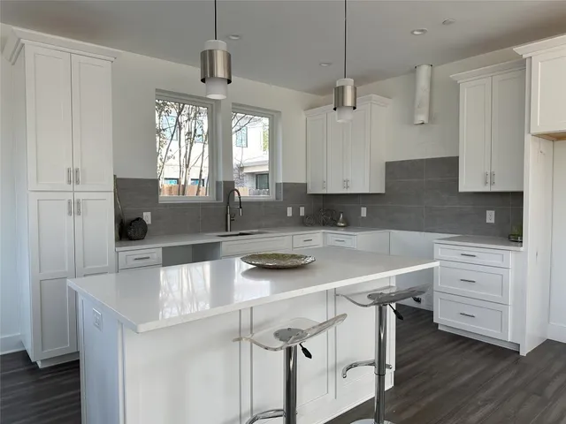 $849,500 | 2111 Prather Lane, Unit 2, Austin, TX 78704