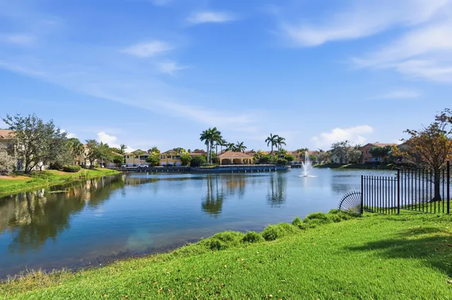 $300,000 | 1725 Carvelle Drive, Riviera Beach, FL 33404