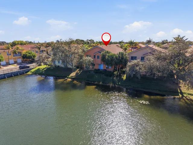 $300,000 | 1725 Carvelle Drive, Riviera Beach, FL 33404
