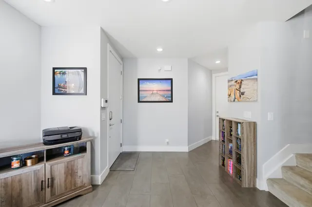 $300,000 | 1725 Carvelle Drive, Riviera Beach, FL 33404