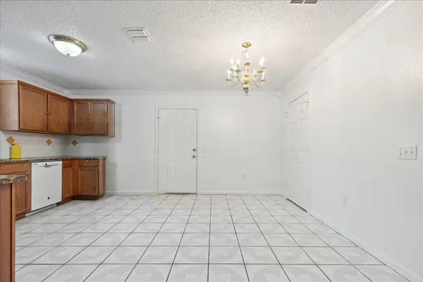 $2,100 | 4043 Gray Oak Place, Dallas, TX 75212