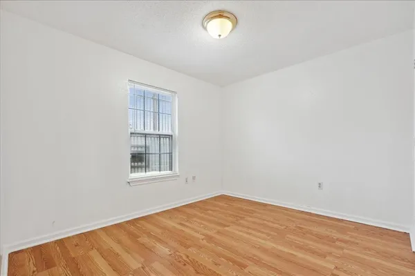 $2,100 | 4043 Gray Oak Place, Dallas, TX 75212