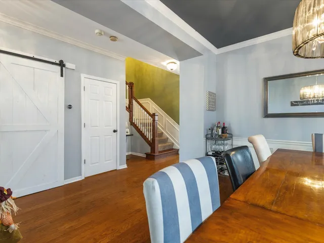 $529,900 | 528 Horizon Drive West, St. Charles, IL 60175