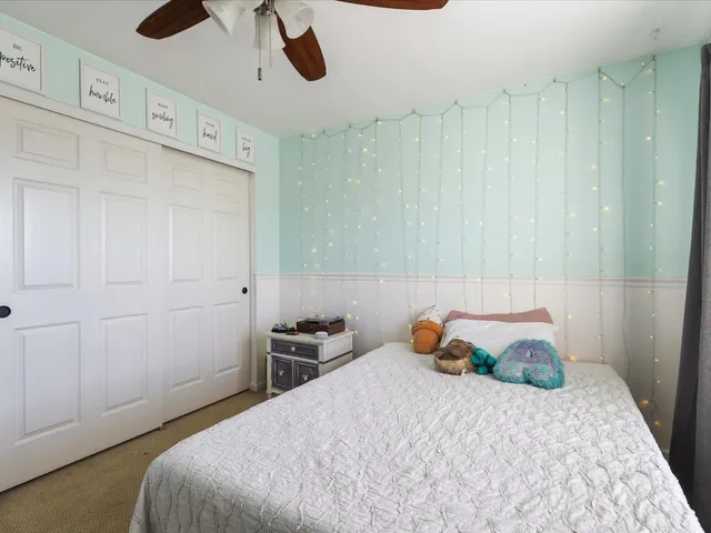 $529,900 | 528 Horizon Drive West, St. Charles, IL 60175