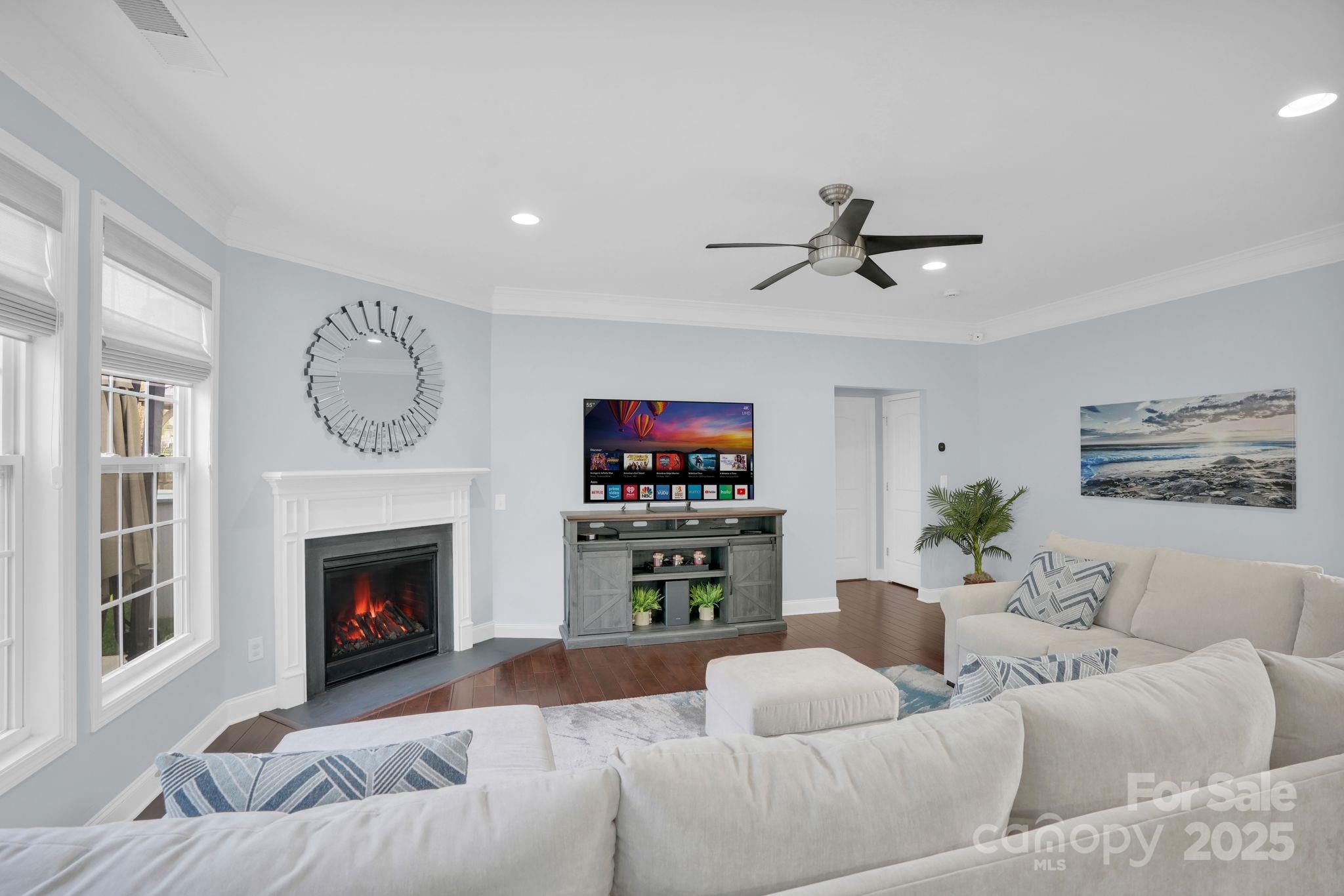 9208 Inverness Bay Road Charlotte, NC 28278 - Photo 5 of 31