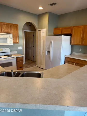 $2,400 | 5304 Georgia Peach Avenue, Port Orange, FL 32128