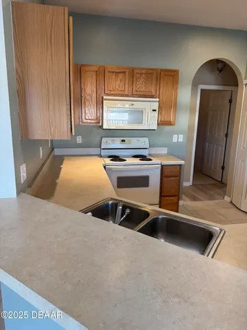 $2,400 | 5304 Georgia Peach Avenue, Port Orange, FL 32128