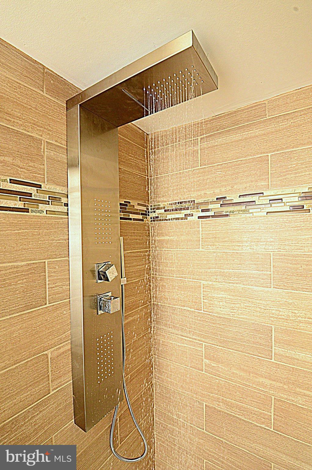 1105 Wedgewood Road Baltimore, MD 21229 - Photo 22 of 30 a bathroom with a shower