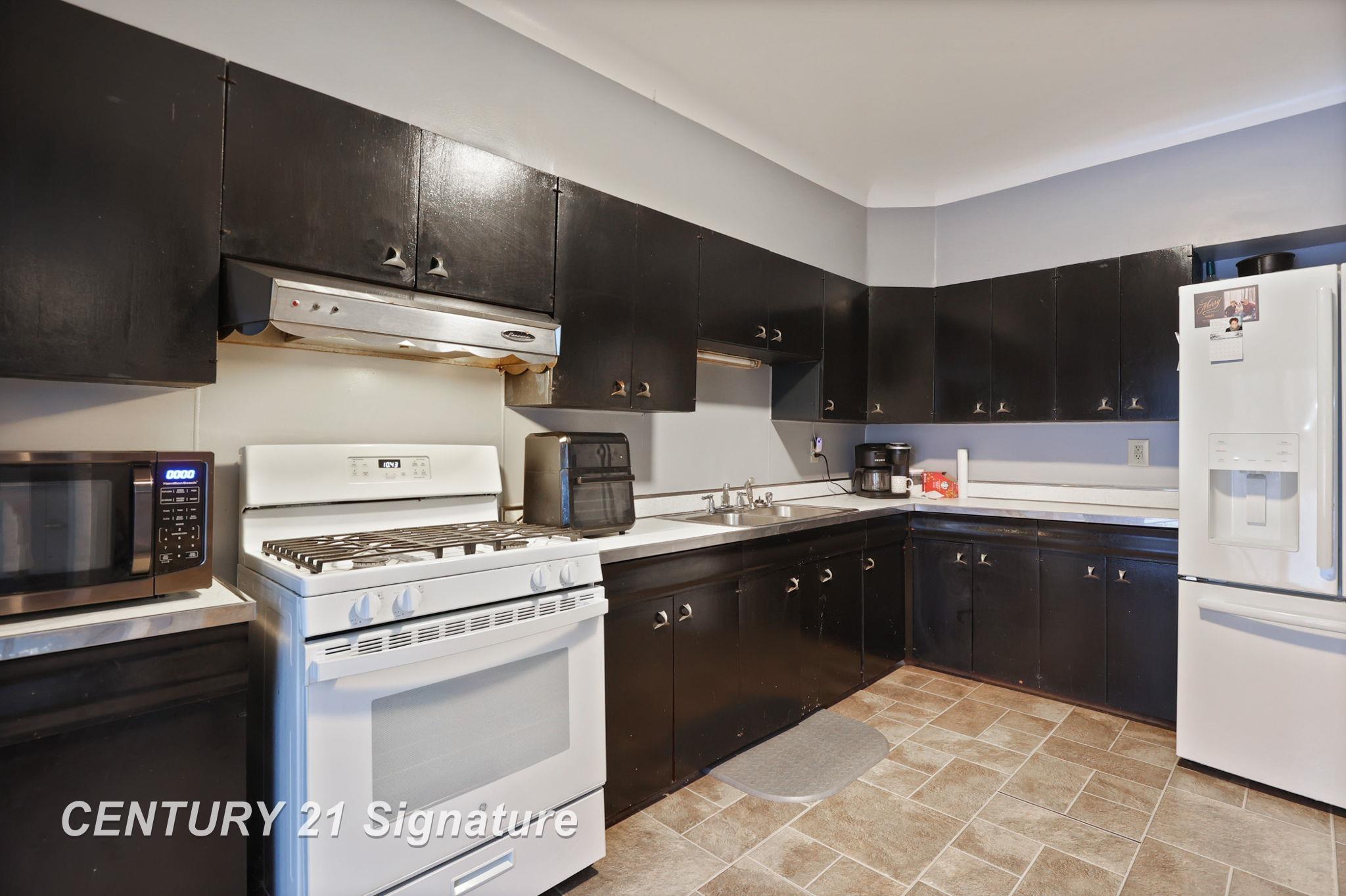6370 Gunnell Road Millington, MI 48746 - Photo 11 of 43 50197152-c5b32125-c411-4a65-9222-fe9d87b321c8.JPG