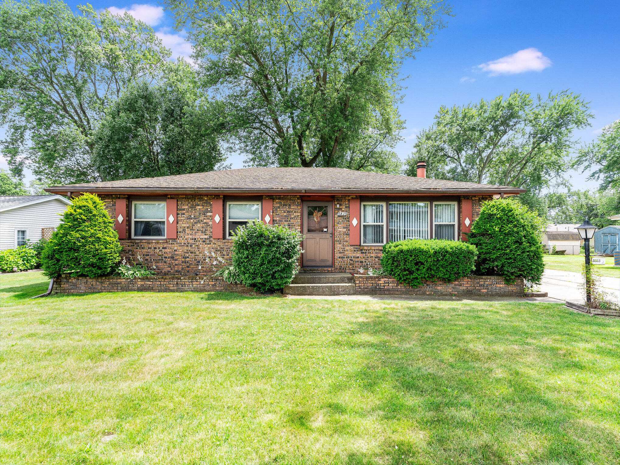 5835 Springfield Avenue Portage, IN 46368 - Photo 1 of 22 2038x1530