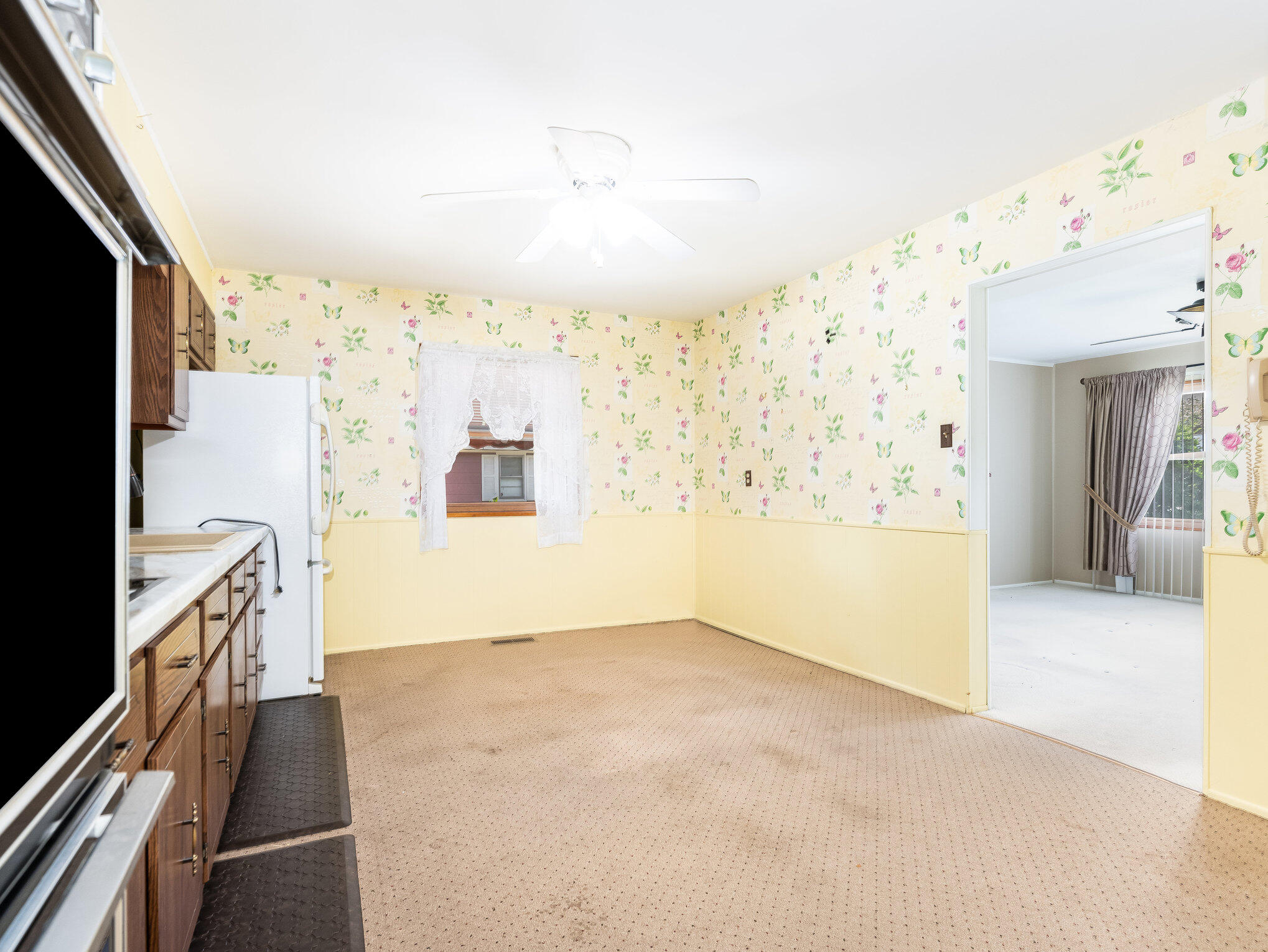 5835 Springfield Avenue Portage, IN 46368 - Photo 10 of 22 2038x1530
