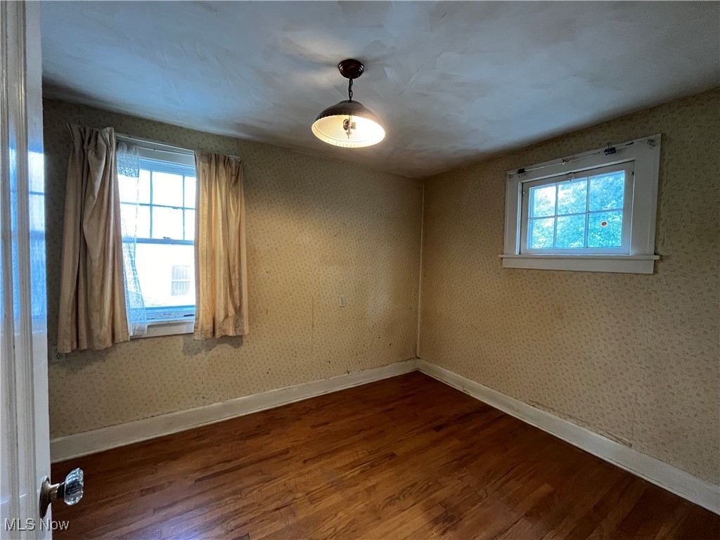 3978 Delmore Road Cleveland Heights, OH 44121 - Photo 14 of 26 Bedroom 3