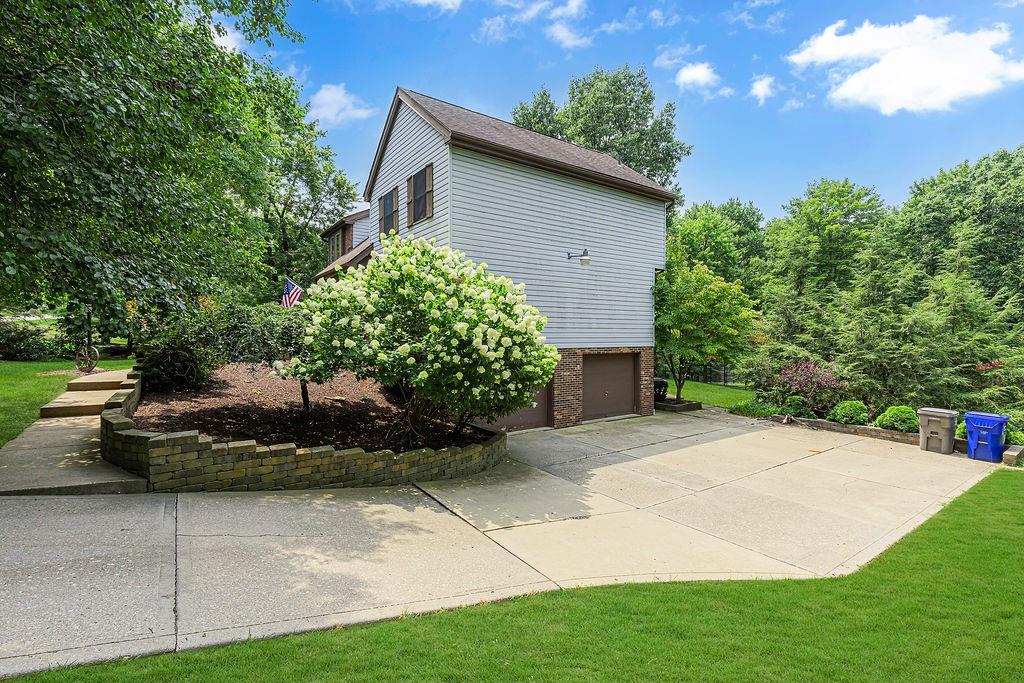 126 Firethorn Road Baden, PA 15005 - Photo 6 of 50 Gallery Image 6