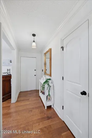 $275,000 | 122 Woodgate Drive, Brandon, MS 39042