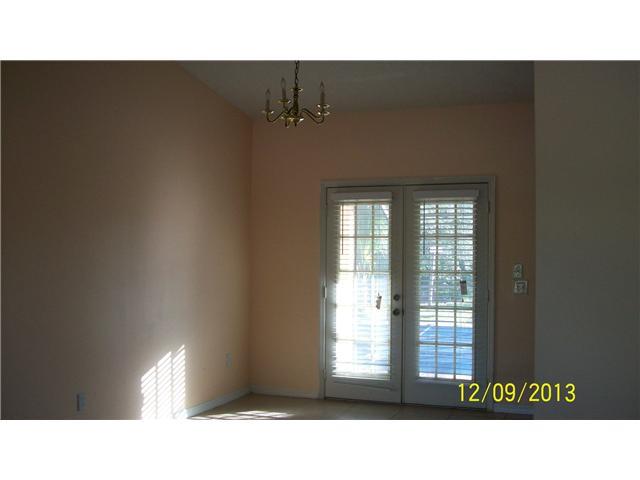 825 Southeast Palm Beach Road Stuart, FL 34996 - Photo 3 of 15 Gallery Image 3