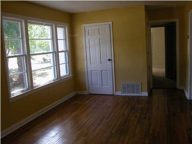 8 Ferry Road Northeast Fort Walton Beach, FL 32548 - Photo 4 of 14 Gallery Image 4