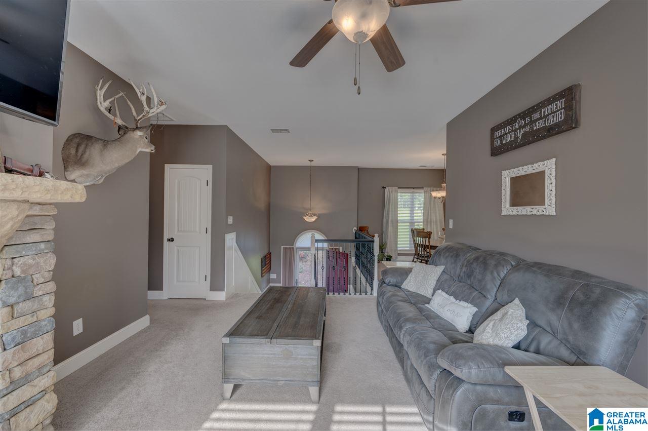 2277 Mt View Road Hayden, AL 35079 - Photo 4 of 46