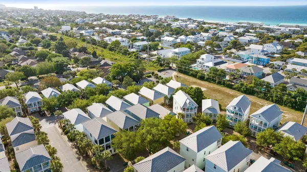$1,049,000 | 209 Grand Key Loop East, Destin, FL 32541