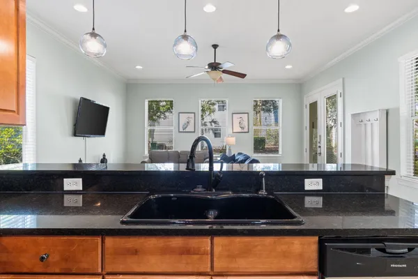 $1,049,000 | 209 Grand Key Loop East, Destin, FL 32541