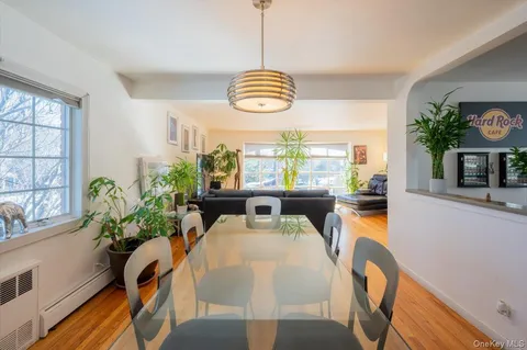 $1,599,999 | 196-11 Pompeii Avenue | Holliswood Jamaica