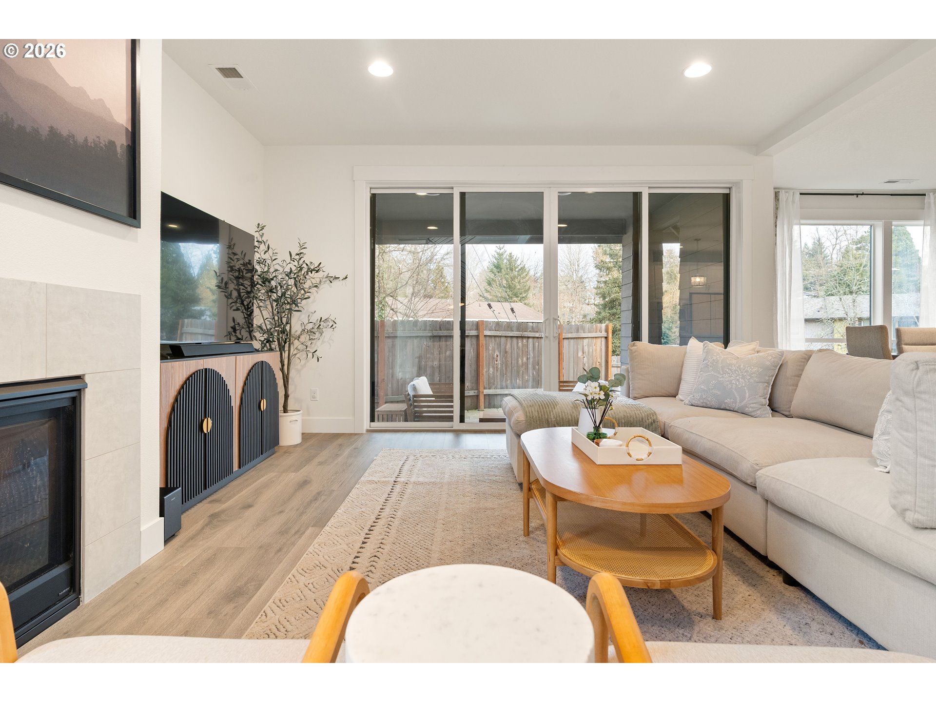 5891 Southwest 67th Place Portland, OR 97225 - Photo 10 of 41 Gallery Image 10