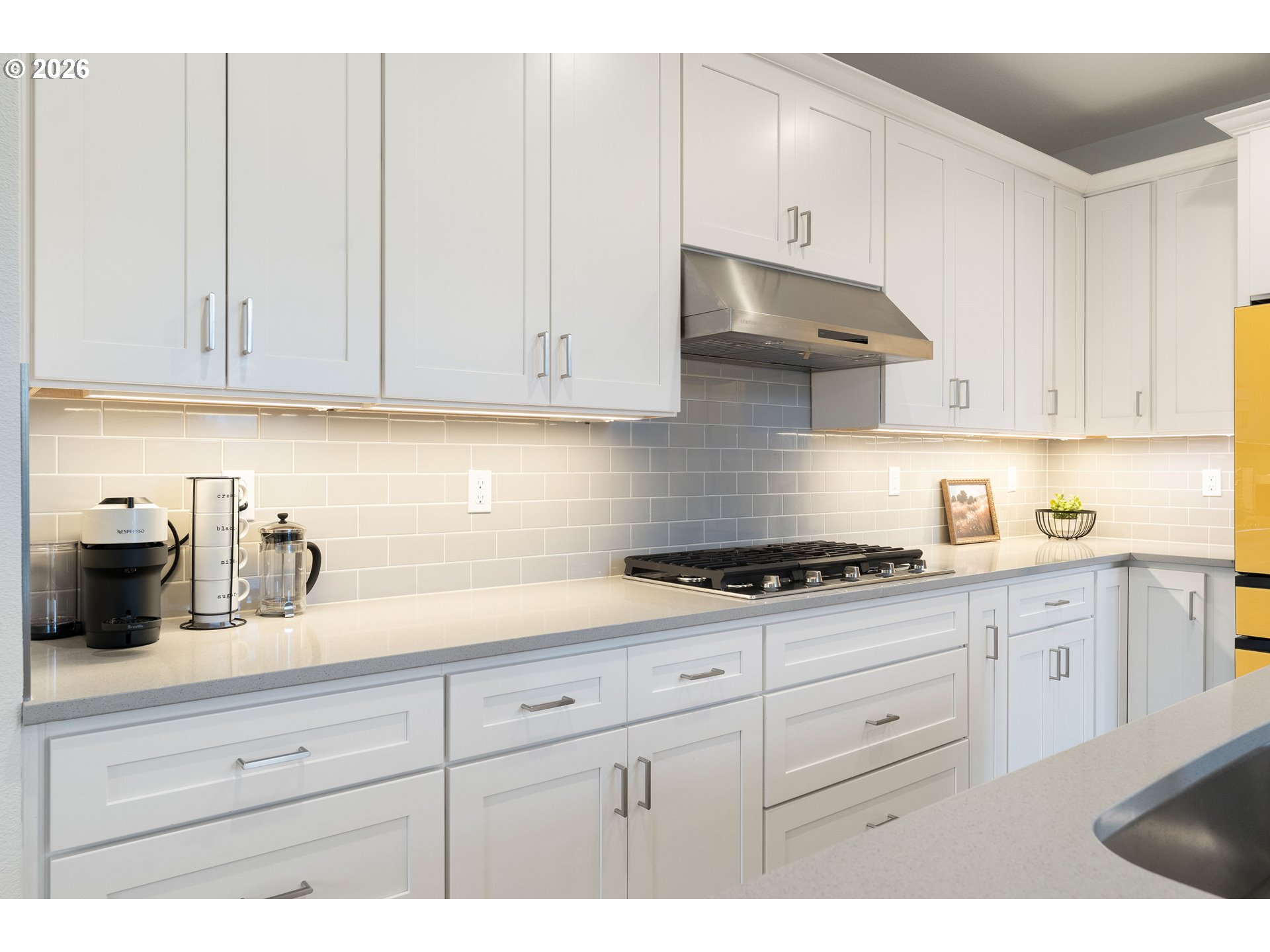 5891 Southwest 67th Place Portland, OR 97225 - Photo 15 of 41 Kitchen