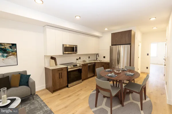 $1,700 | 3604 Melon Street, Unit 2, Philadelphia, PA 19104