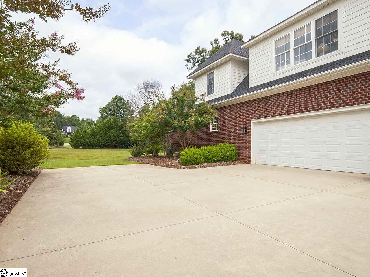 170 Newington Circle Anderson, SC 29621 - Photo 33 of 36 Gallery Image 33