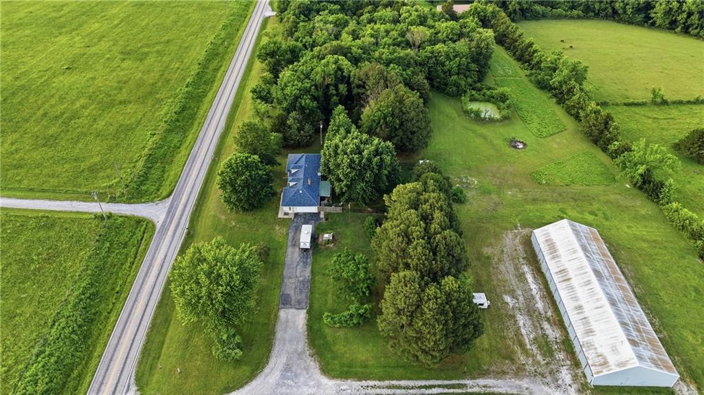 703 Northeast 102P Road Clinton, MO 64735 - Photo 33 of 53