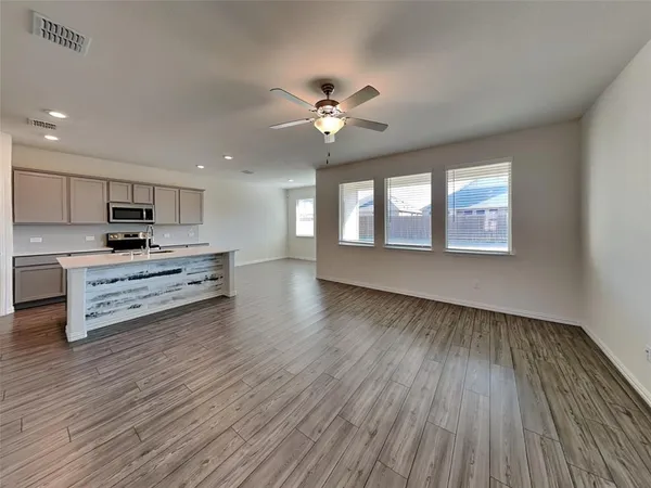 $1,900 | 4925 Woodloch Drive, Princeton, TX 75407