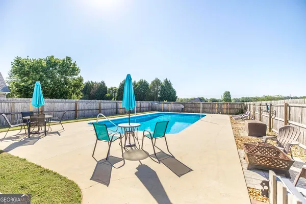 $436,500 | 61 Peregrine Drive, Byron, GA 31008